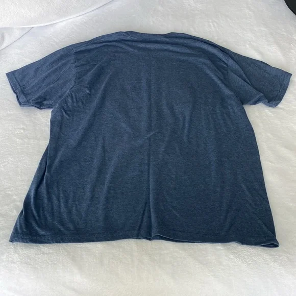 Men’s Captain America tshirt - Picture 2 of 3